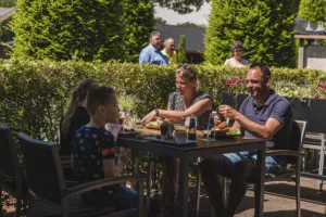 Noetselerberg buiten terras